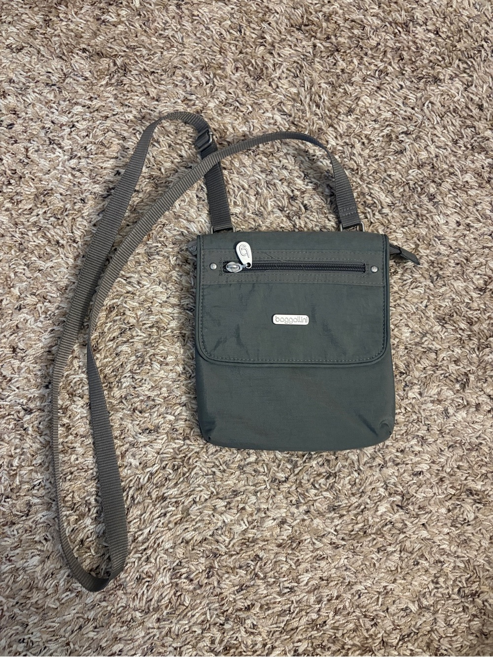 Baggallini Olive Green Compact Crossbody Bag
